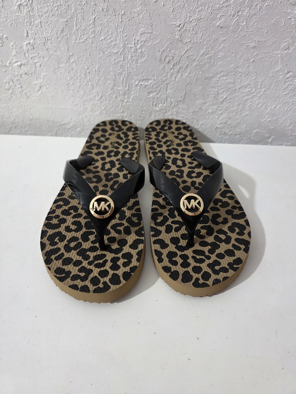 Michael Kors MK Flip-Flops Cheetah Print Black Brown Sandals Women's Size 8